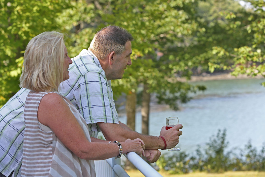 Residents enjoy living on the Damariscotta River